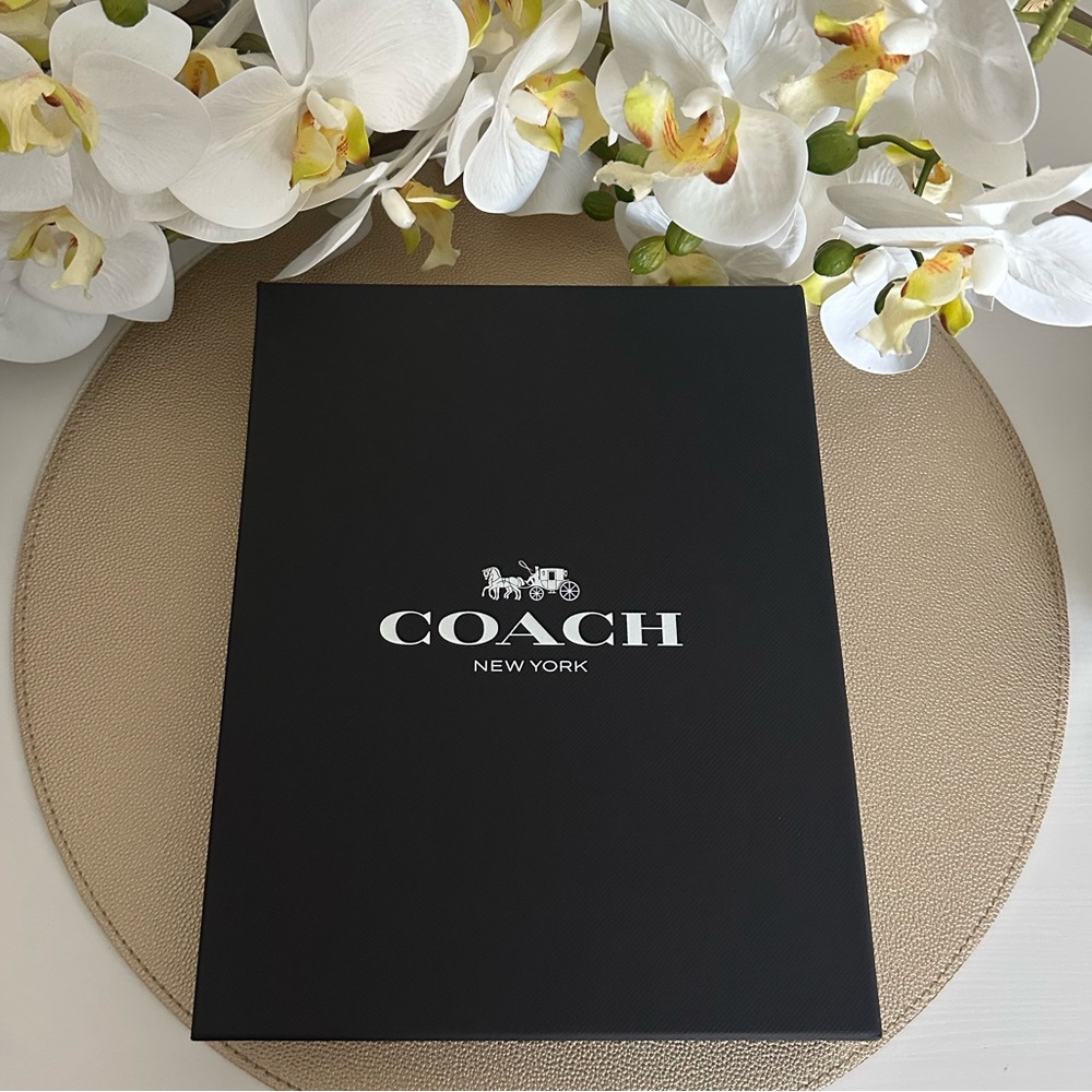 NWT 🦖 Coach LIMITED EDITION 2024 Holiday Notebook With Rexy and Snowman - Picture 7 of 14